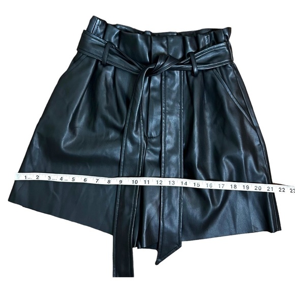 Zara Faux Leather Paper Bag Tie Waist Shorts - Picture 11 of 13
